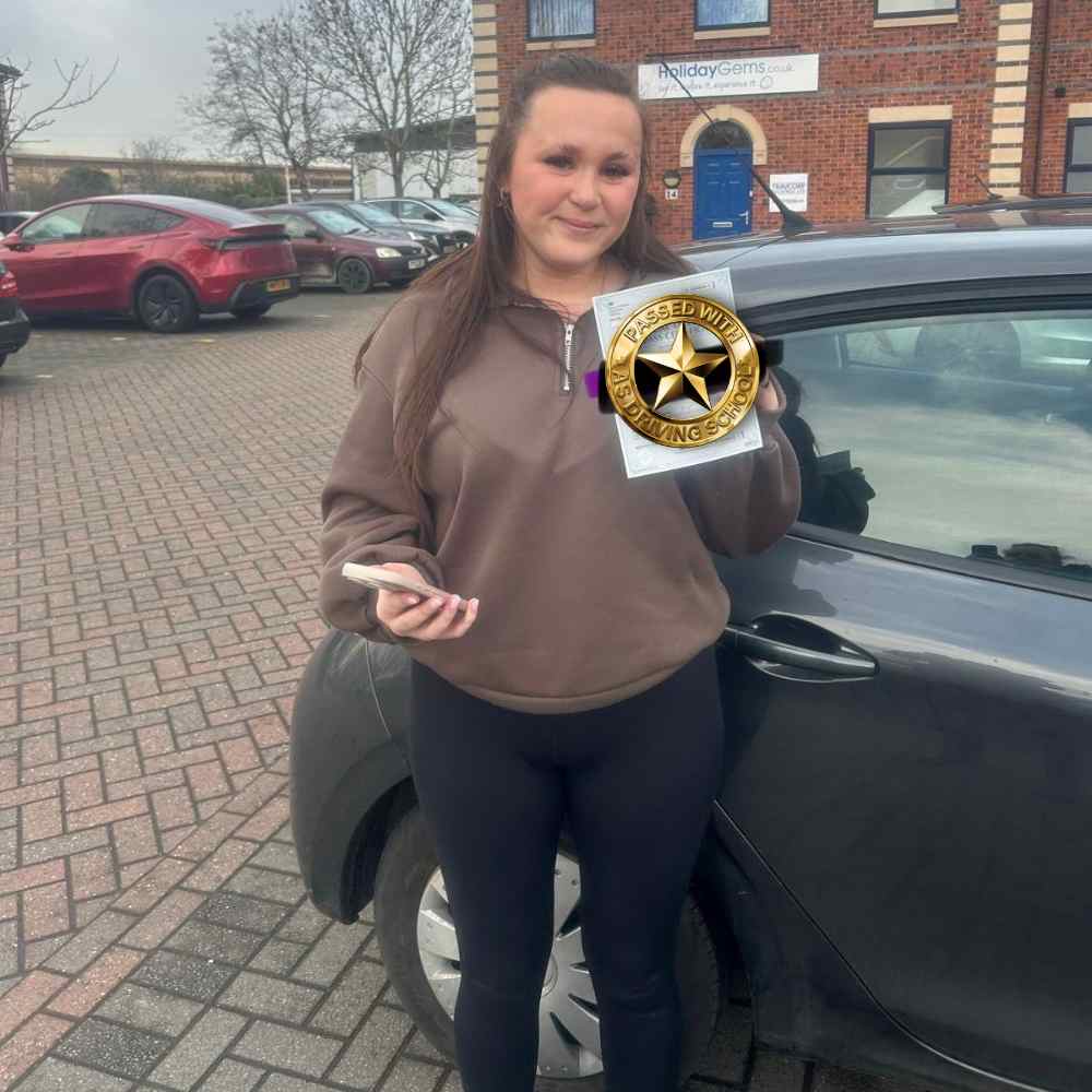 Driving Lessons Wirral—Passed with Us: driving instructors, package deals, lessons for beginners, and fully trained tutors. Book now.